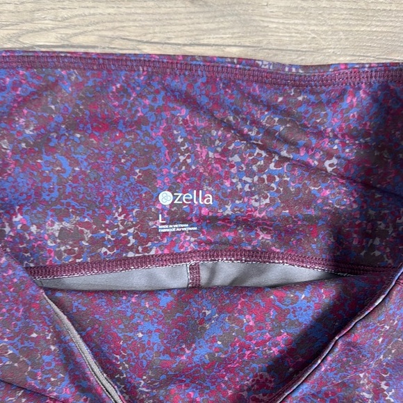 Zella Live In High Waist Splatter Women’s Leggings - Picture 9 of 16